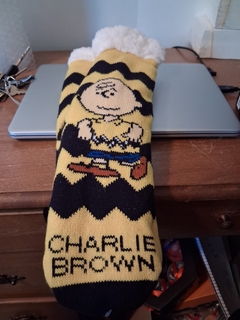 Peanuts Yellow and Black Charlie Brown Fleece-Lined Slipper Socks